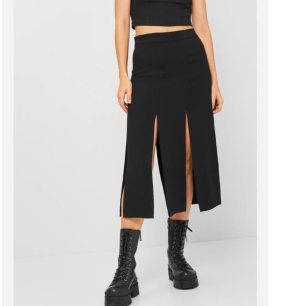 Zara Black Midi Carwash Skirt